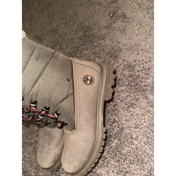 Timberland fur lined boots - Picture 2 of 11